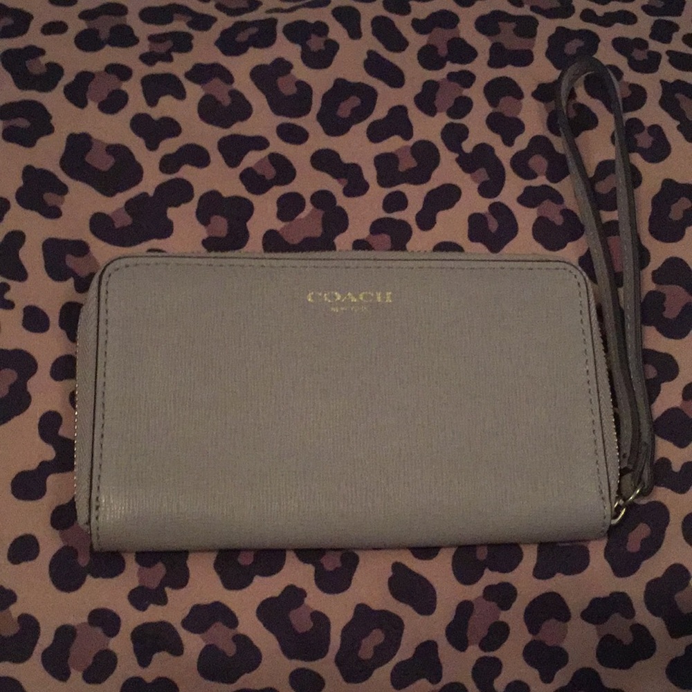 Gently used coach wristlet